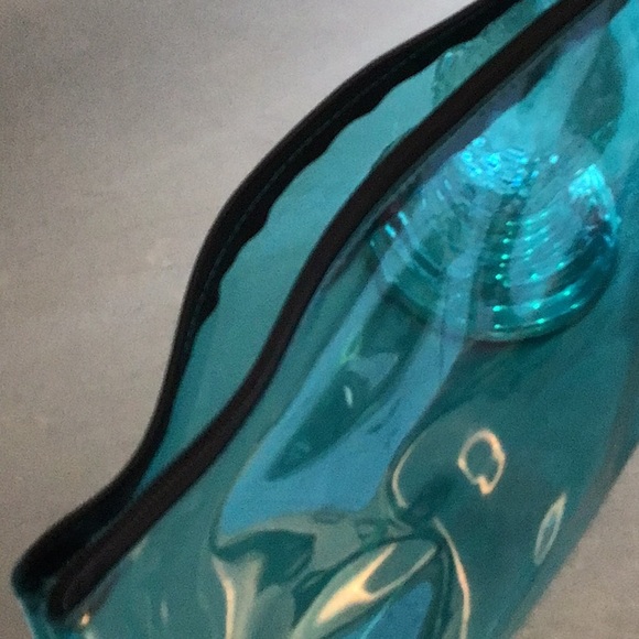 NWT Nordstrom Blue/clear water proof zippered pouch. - Picture 4 of 4